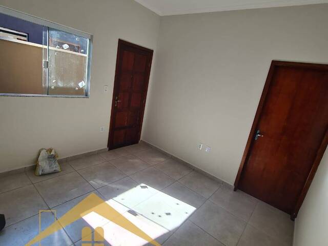 #133 - Casa para Venda em Pouso Alegre - MG