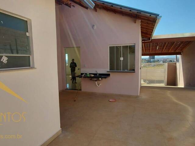 #180 - Casa para Venda em Pouso Alegre - MG