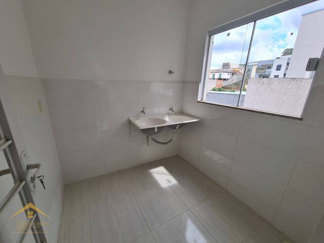 #318 - Apartamento para Venda em Pouso Alegre - MG