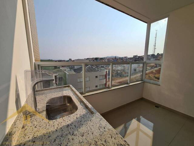 #435 - Apartamento para Venda em Pouso Alegre - MG