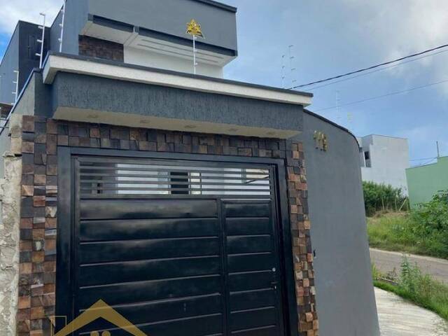 #458 - Casa para Venda em Pouso Alegre - MG