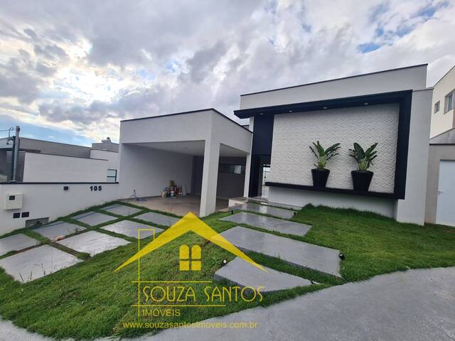 #424 - Casa para Venda em Pouso Alegre - MG
