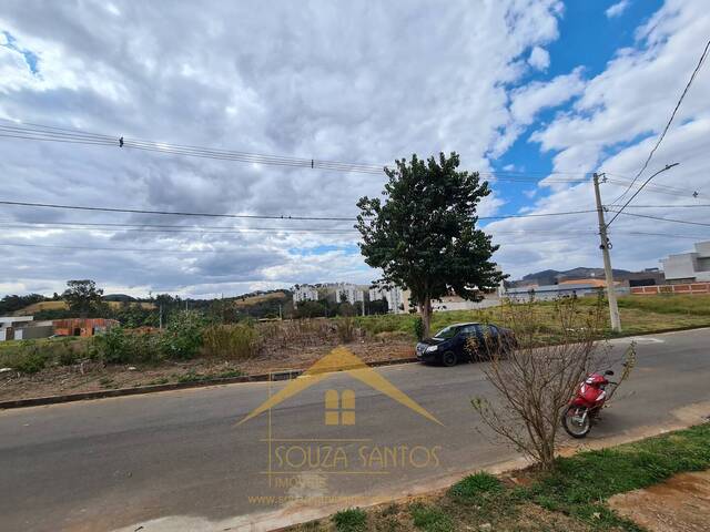 #614 - Terreno para Venda em Pouso Alegre - MG