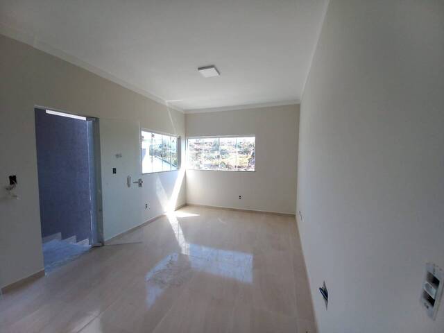 #617 - Casa para Venda em Pouso Alegre - MG