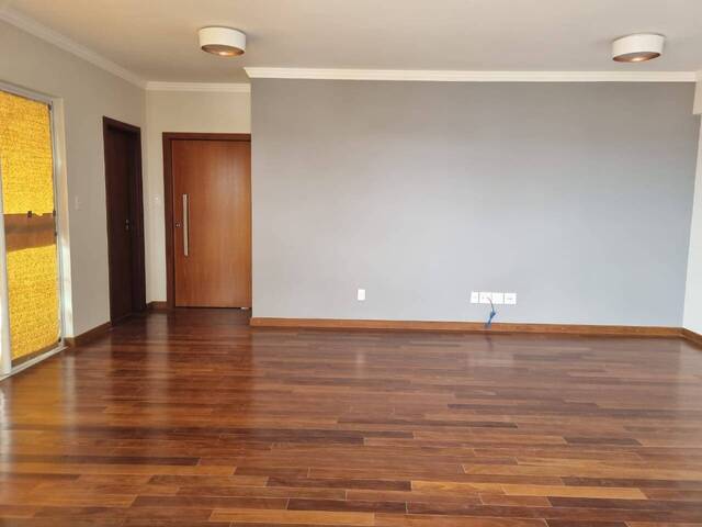 #692 - Apartamento para Venda em Pouso Alegre - MG