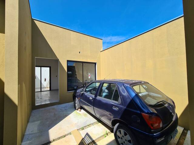 #721 - Casa para Venda em Pouso Alegre - MG