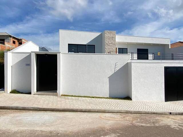 #622 - Casa para Venda em Pouso Alegre - MG