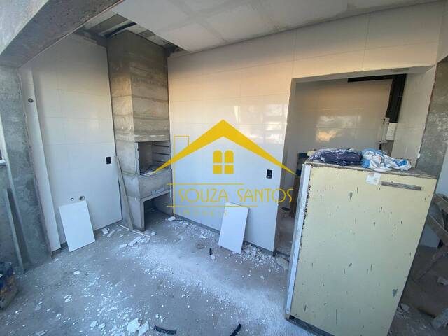 #823 - Apartamento para Venda em Pouso Alegre - MG