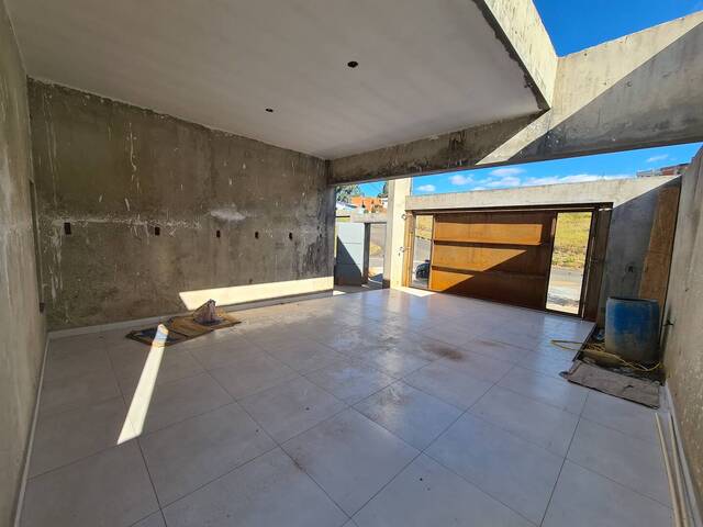 #829 - Casa para Venda em Pouso Alegre - MG