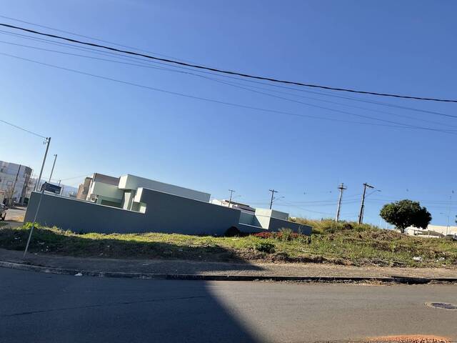 Terreno para Venda em Pouso Alegre - 2