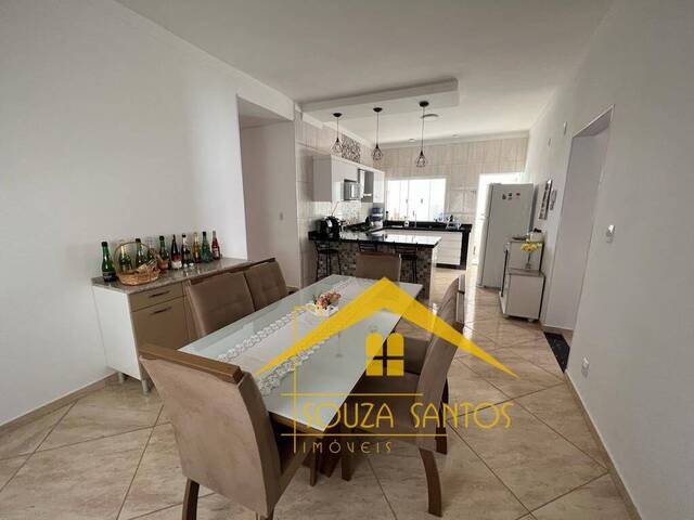 #850 - Casa para Venda em Pouso Alegre - MG