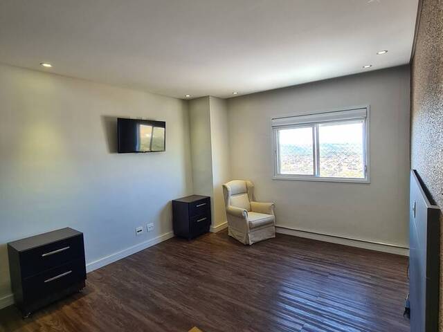 #889 - Apartamento para Venda em Pouso Alegre - MG