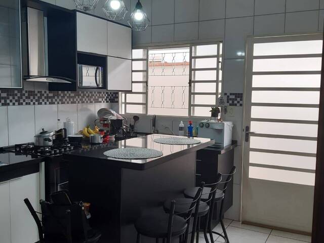 #893 - Casa para Venda em Pouso Alegre - MG
