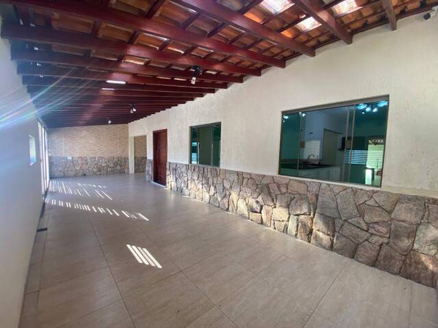 #894 - Casa para Venda em Pouso Alegre - MG