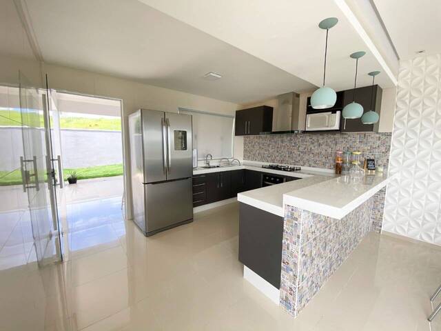 #955 - Casa para Venda em Pouso Alegre - MG