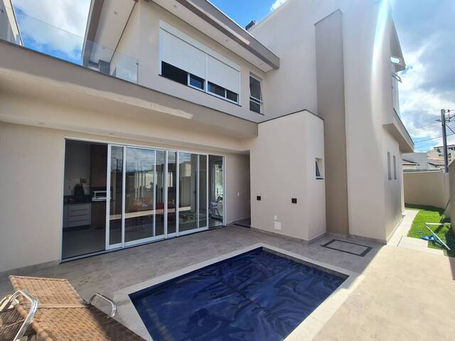 #975 - Casa para Venda em Pouso Alegre - MG