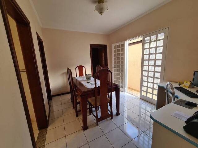 #1007 - Casa para Venda em Pouso Alegre - MG