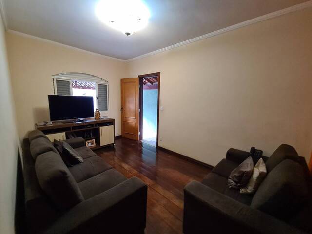#1007 - Casa para Venda em Pouso Alegre - MG