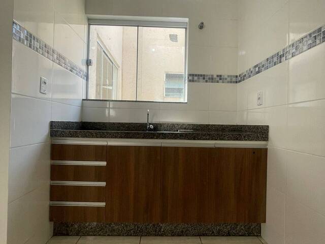 #1052 - Apartamento para Venda em Pouso Alegre - MG