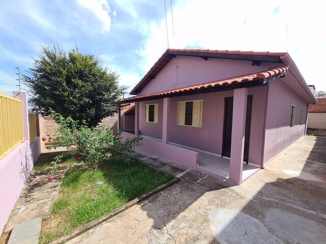 #1060 - Casa para Venda em Pouso Alegre - MG