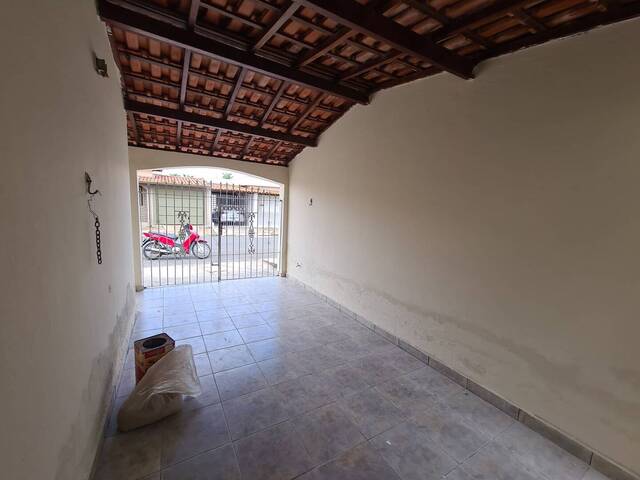 #1061 - Casa para Venda em Pouso Alegre - MG