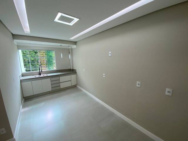 #671 - Apartamento para Venda em Pouso Alegre - MG