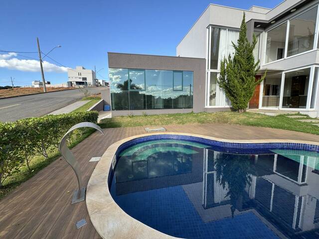 #1142 - Casa para Venda em Pouso Alegre - MG