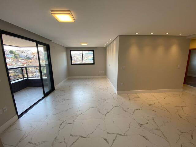 #1143 - Apartamento para Venda em Pouso Alegre - MG