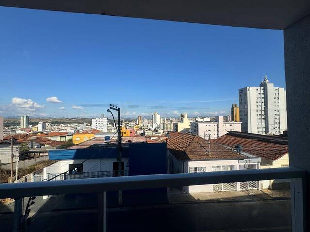 #1151 - Apartamento para Venda em Pouso Alegre - MG