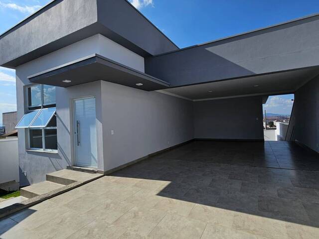 #756 - Casa para Venda em Pouso Alegre - MG