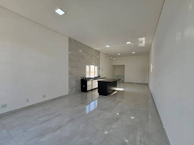 #756 - Casa para Venda em Pouso Alegre - MG