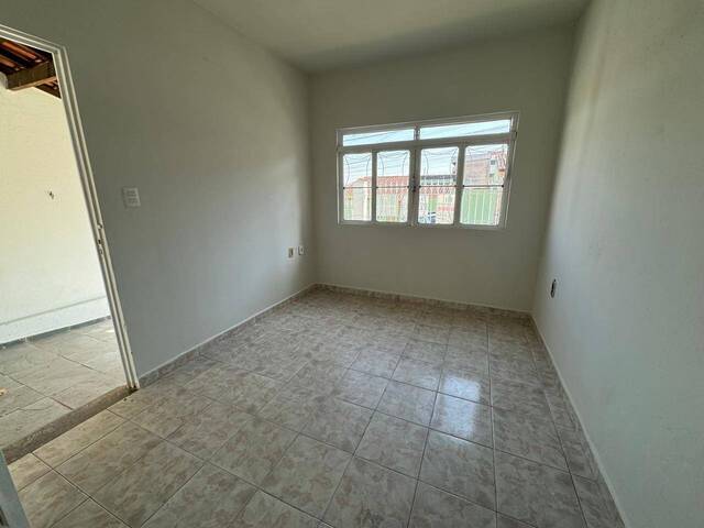 #1226 - Casa para Venda em Pouso Alegre - MG