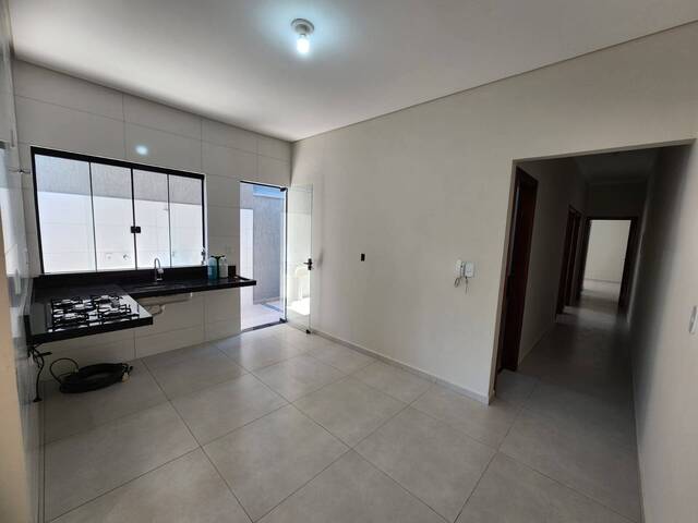 #1211 - Casa para Venda em Pouso Alegre - MG