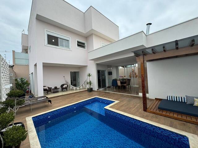 #1273 - Casa para Venda em Pouso Alegre - MG