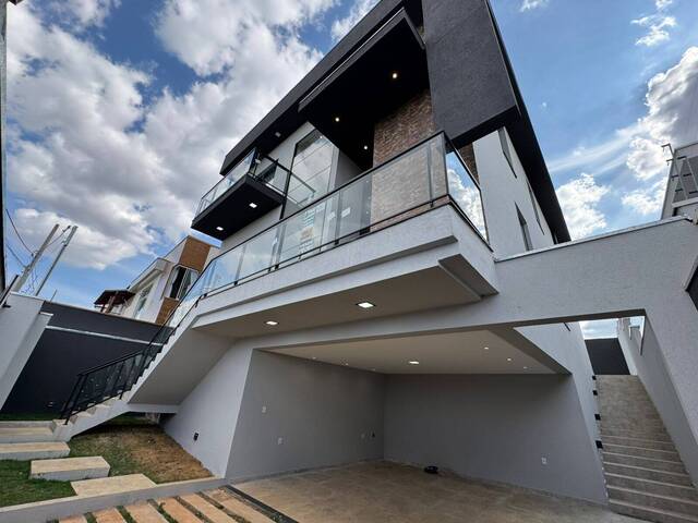 #1117 - Casa para Venda em Pouso Alegre - MG
