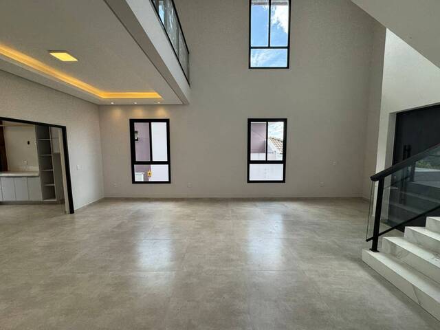 #1117 - Casa para Venda em Pouso Alegre - MG