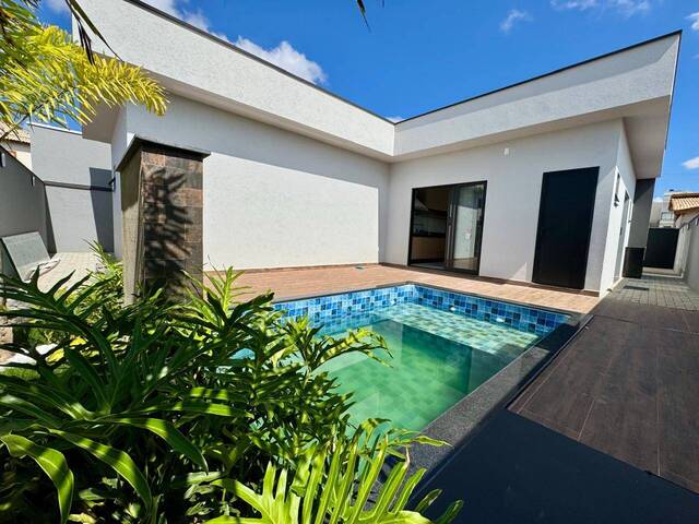 #1003 - Casa para Venda em Pouso Alegre - MG