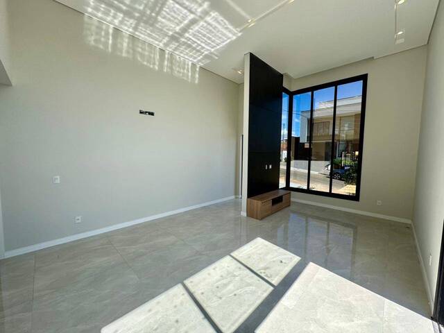 #1003 - Casa para Venda em Pouso Alegre - MG