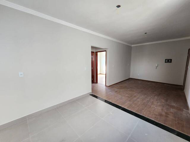 #1228 - Apartamento para Venda em Pouso Alegre - MG