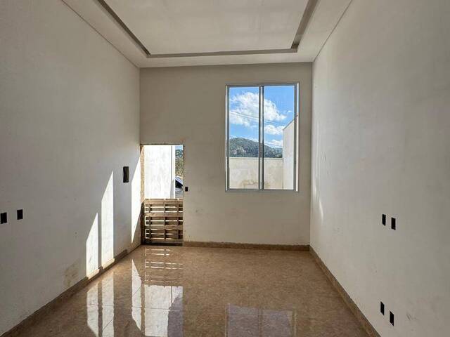 #1520 - Casa para Venda em Pouso Alegre - MG - 2