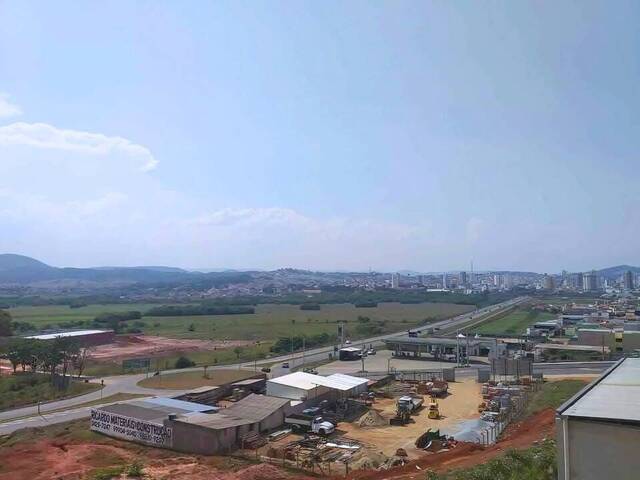 Apartamento para Venda em Pouso Alegre - 4