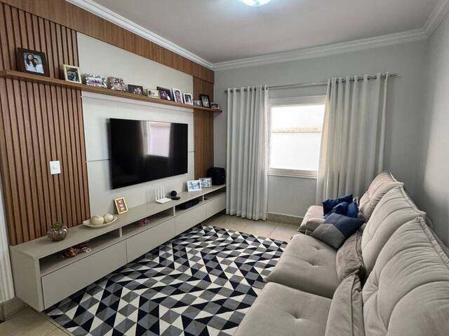 #1535 - Casa para Venda em Pouso Alegre - MG - 2