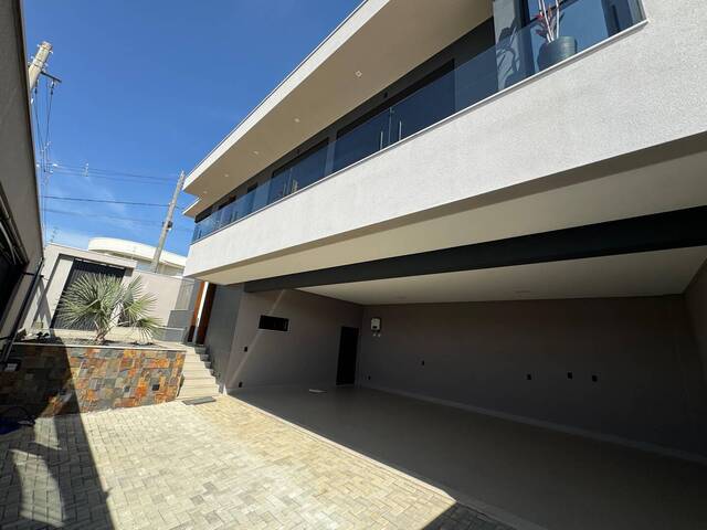 #1545 - Casa para Venda em Pouso Alegre - MG