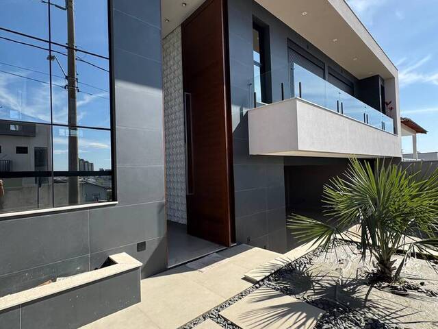 Venda em Residencial Serra Morena - Pouso Alegre