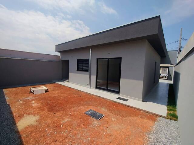 #1559 - Casa para Venda em Pouso Alegre - MG