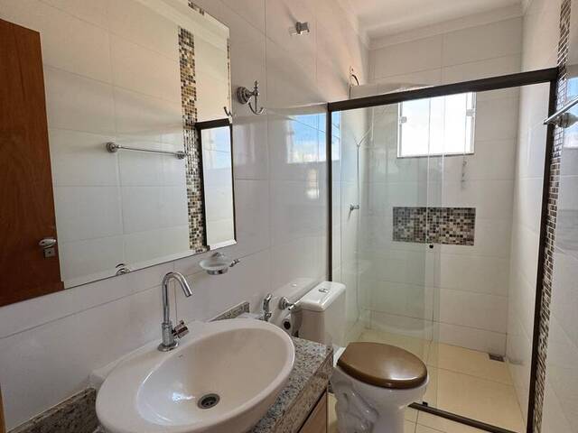 #1563 - Apartamento para Venda em Pouso Alegre - MG - 2