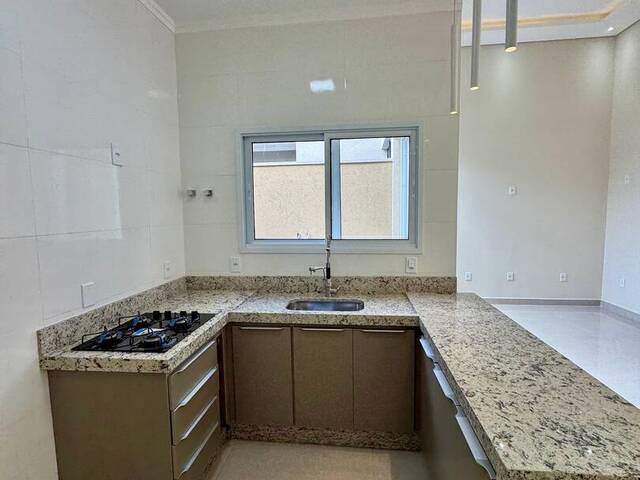 #1578 - Casa para Venda em Pouso Alegre - MG - 2