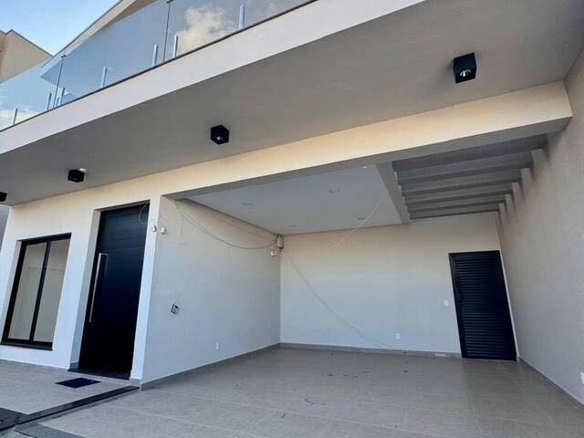 #1437 - Casa para Venda em Pouso Alegre - MG