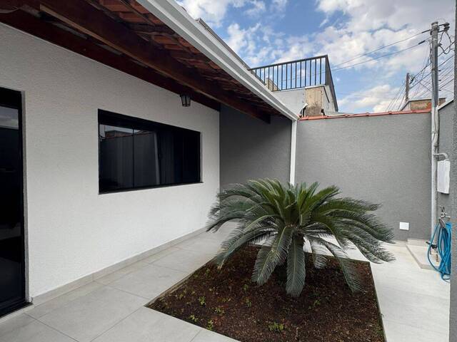 #1588 - Casa para Venda em Pouso Alegre - MG - 1