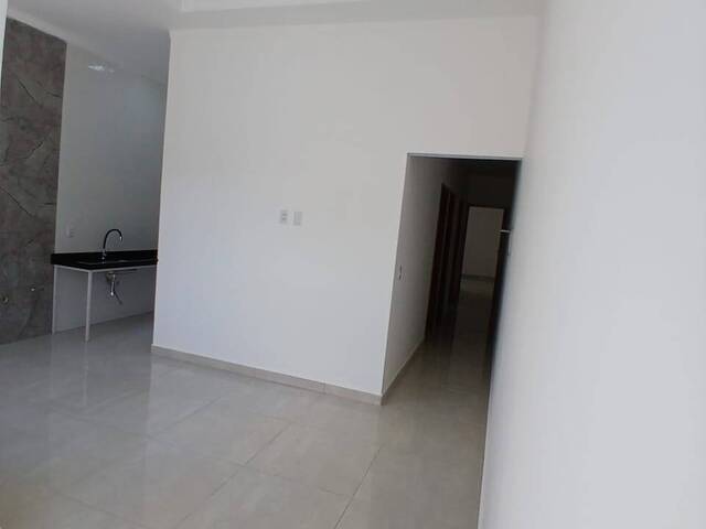 Casa para Venda em Pouso Alegre - 4